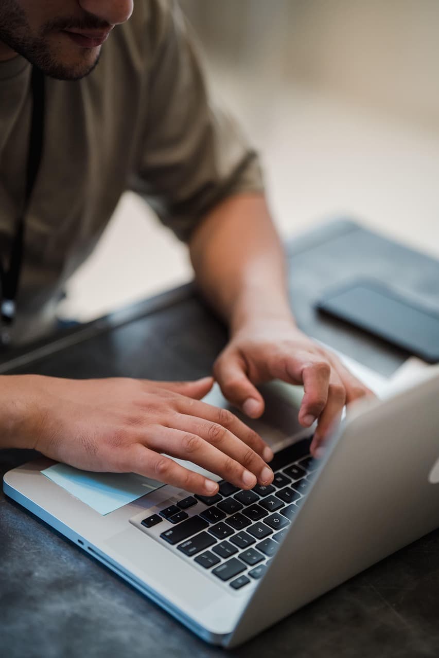 Mastering Remote Work: Strategies for Peak Productivity and Well‑Being